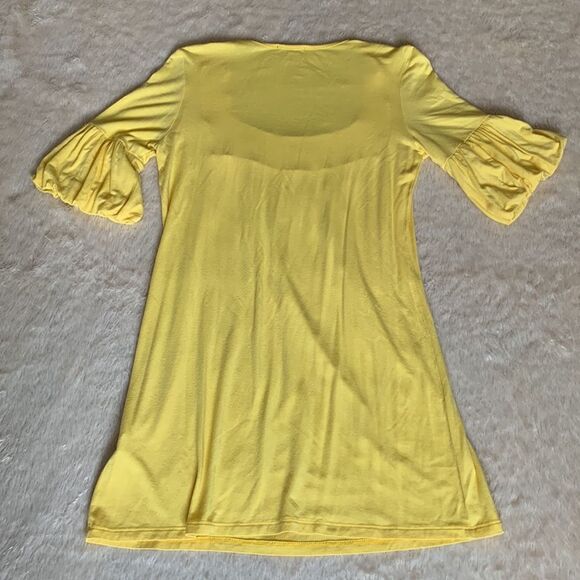 ChaCha Vente yellow bell sleeve dress. - Picture 6 of 16